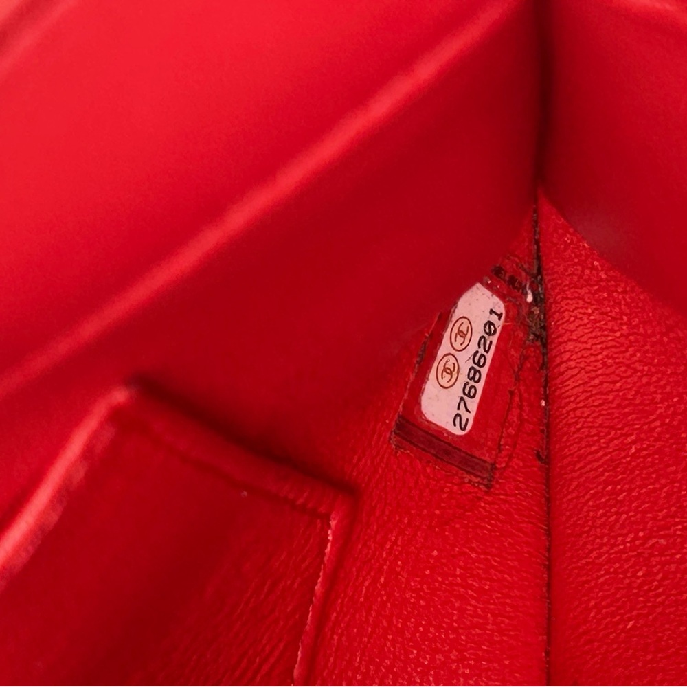 Chanel Red Quilted Red Caviar Leather Handbag with Gold Hardware 2786201 - Picture 11 of 16